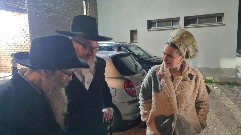 ח"כ סון הר מלך עם הרבנים