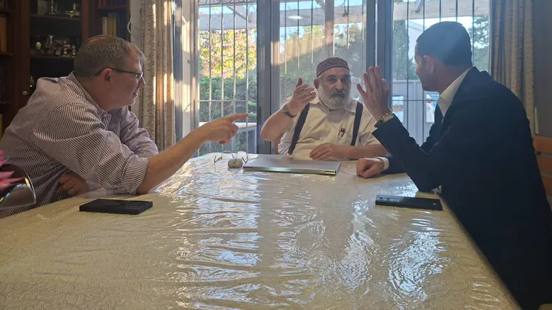 ח"כ טל בביקור