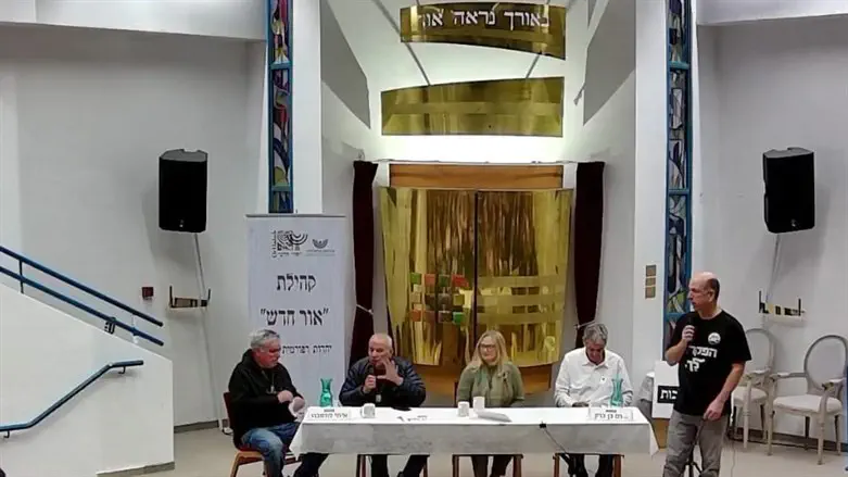 משתתפי הפאנל