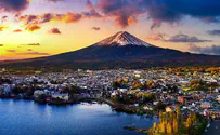 יפן נפתחת למבקרים בינלאומיים 