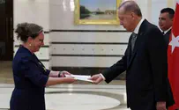 שגרירת ישראל בטורקיה הגישה את כתב ההאמנה