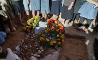 האחיות מאיה ורינה די נטמנו בקבר מכפלה
