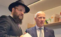ראש העיר פתח את כהונתו ב'טנק' היהודי