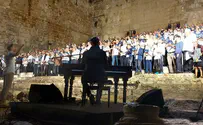 800 לויים שרו למרגלות הר הבית