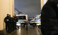משטרת ברלין הסירה מודעות חטופים והתנצלה