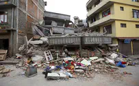 'שלטון נפאלי מעורער מקשה על ההתמודדות'