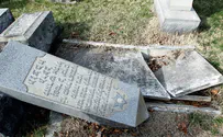 חוללו מצבות בבית קברות יהודי בבלפסט