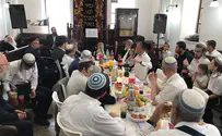 צפו: טיש ירושלמי בבית הרב קוק