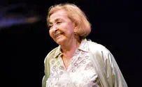 ליא קניג חזרה לחזרות בגיל 91