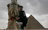 צו מעצר במצרים נגד אחמד שפיק שהפסיד למורסי